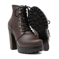 Coturno Preto com Salto