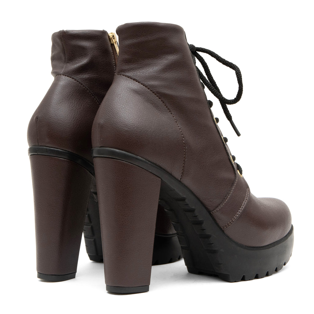 Coturno Preto com Salto